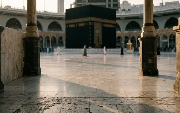 Why Slowing Down During Tawaf Deepens Your Hajj Experience